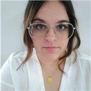 Maestra de educación infantil con cursos de especialización en dificultades de aprendizaje